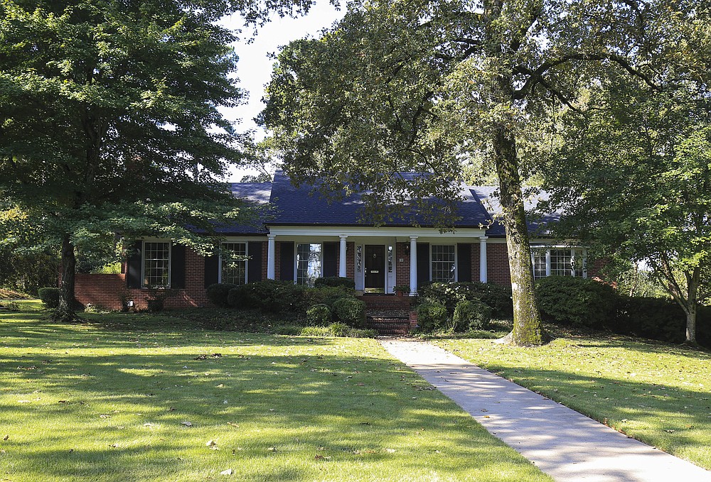 18 Sunset Drive -- Owned by Steven W. Quattlebaum, this house was sold to John T. Baxter and the 18 Sunset Drive Trust for $1,350,000.