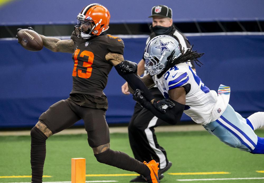 Cleveland Browns' Jarvis Landry, Odell Beckham Jr. off to strong