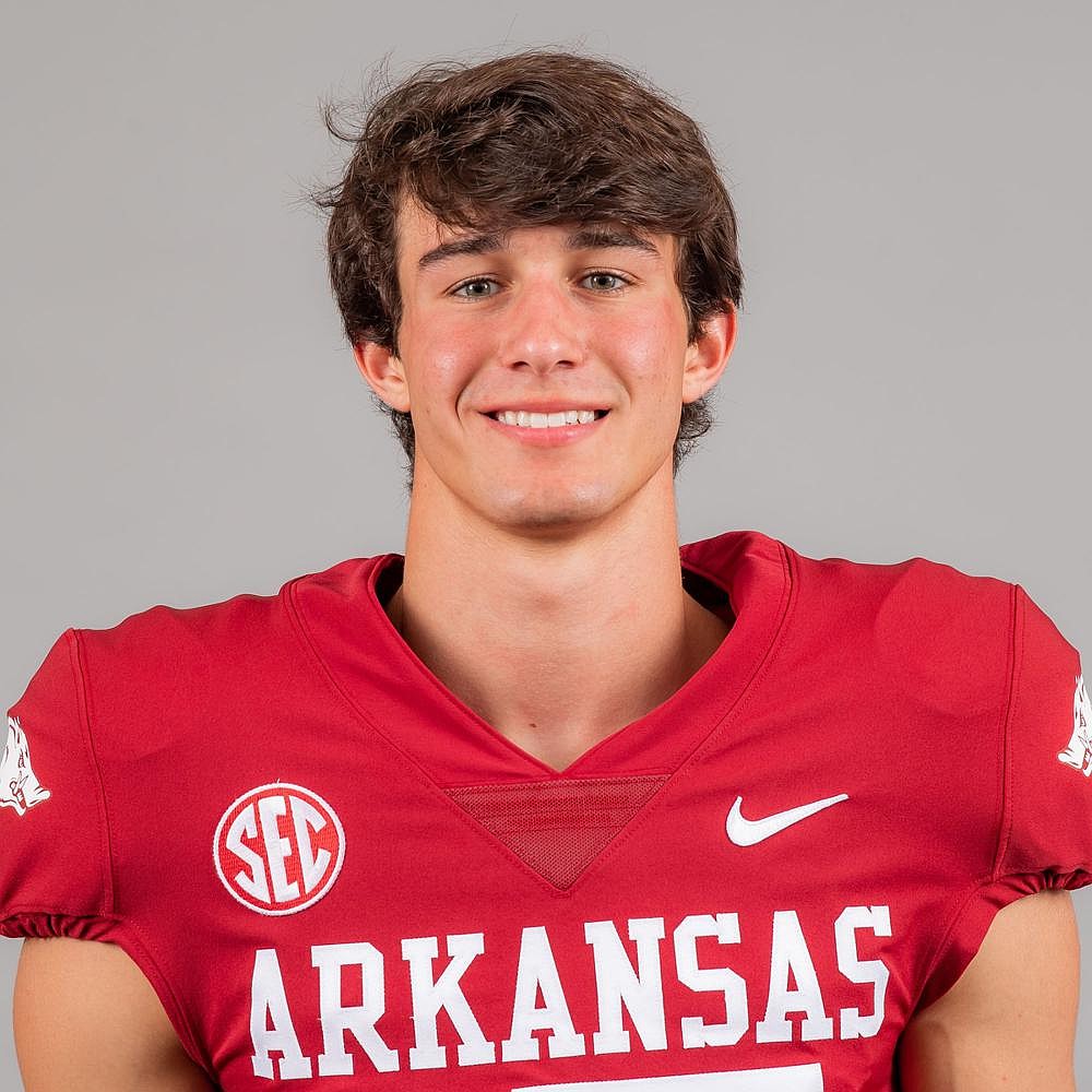 Walk-on Clark off to a running start | Northwest Arkansas Democrat-Gazette