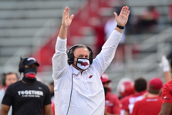 Sam Pittman reacts to play inside Donald W. Reynolds Razorback Stadium on Saturday, October 17, 2020. Photo courtesy Walt Beazley, Arkansas Razorbacks.