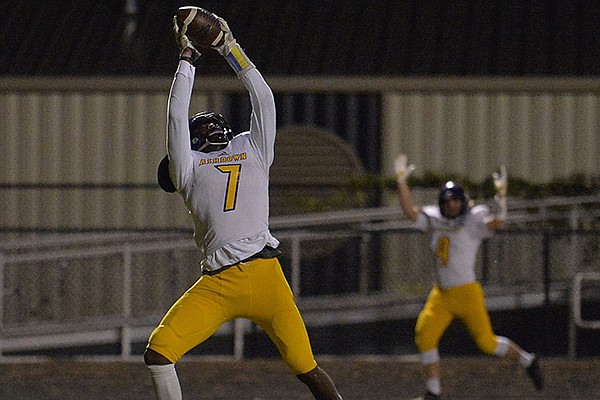 Ashdown tight end Shamar Easter (7) catches a touchdown pass during a game against Robinson on Friday, Oct. 30, 2020, at Charlie George Stadium in Little Rock.