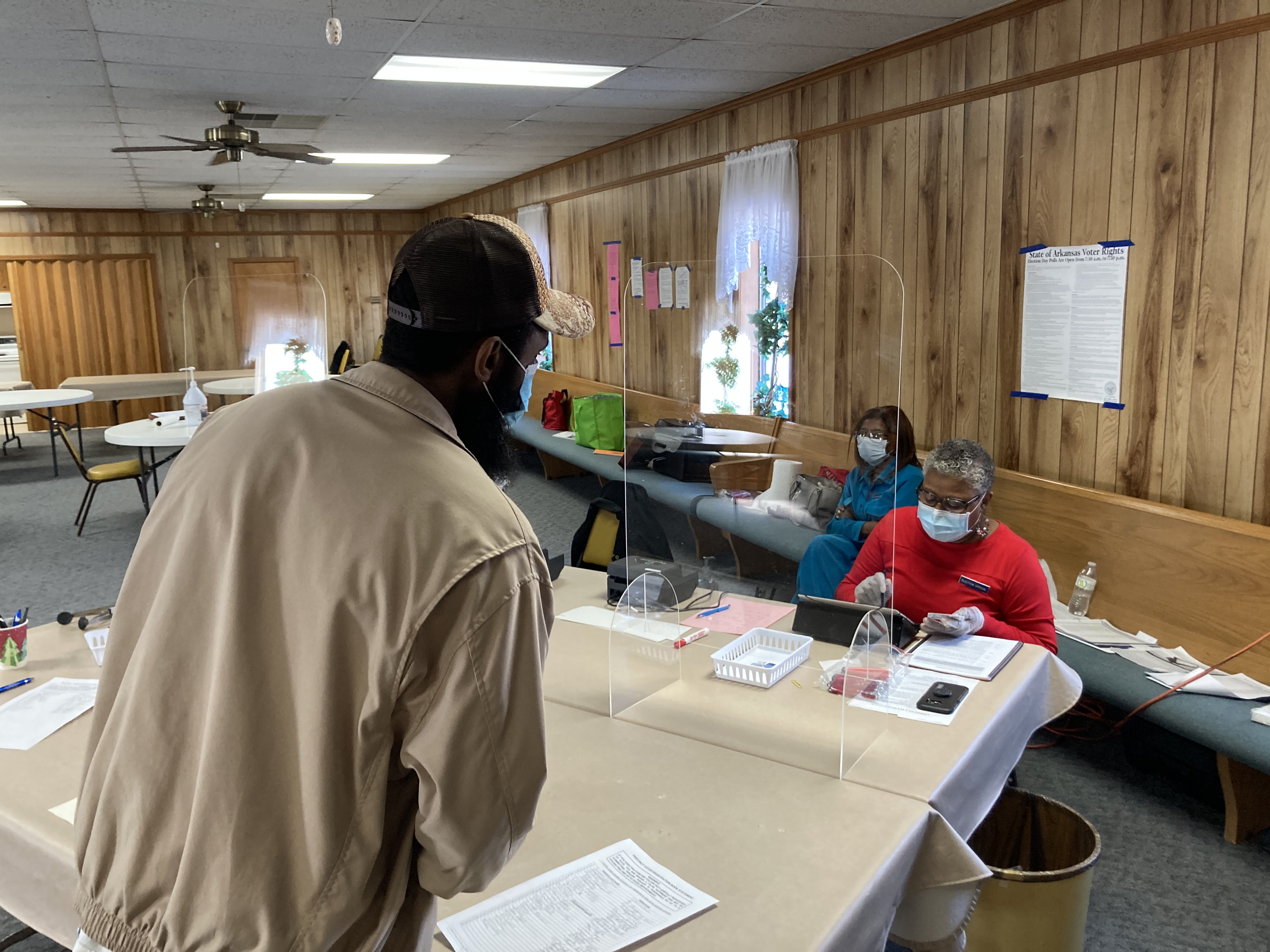 Password issues hold up voters; rest of day said to run smoothly