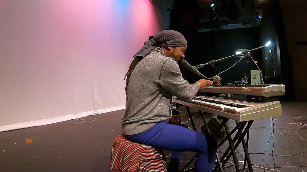 Wine & Roses jazz trio serves up Marley, Withers in virtual venue