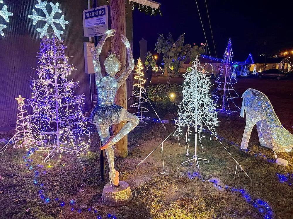 Junction City Road Christmas Lights El Dorado News