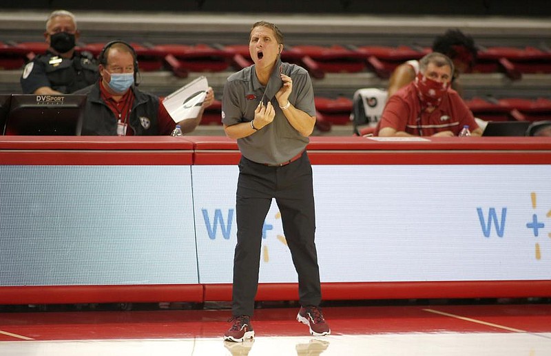 Arkansas Coach Eric Musselman expressed concern about the Razorbacks’ three-point defense after Wednesday night’s game. “That’s been a problem since we’ve gotten together with this new group. Last year, that was our biggest strength,” Musselman said.
(NWA Democrat-Gazette/David Gottschalk)