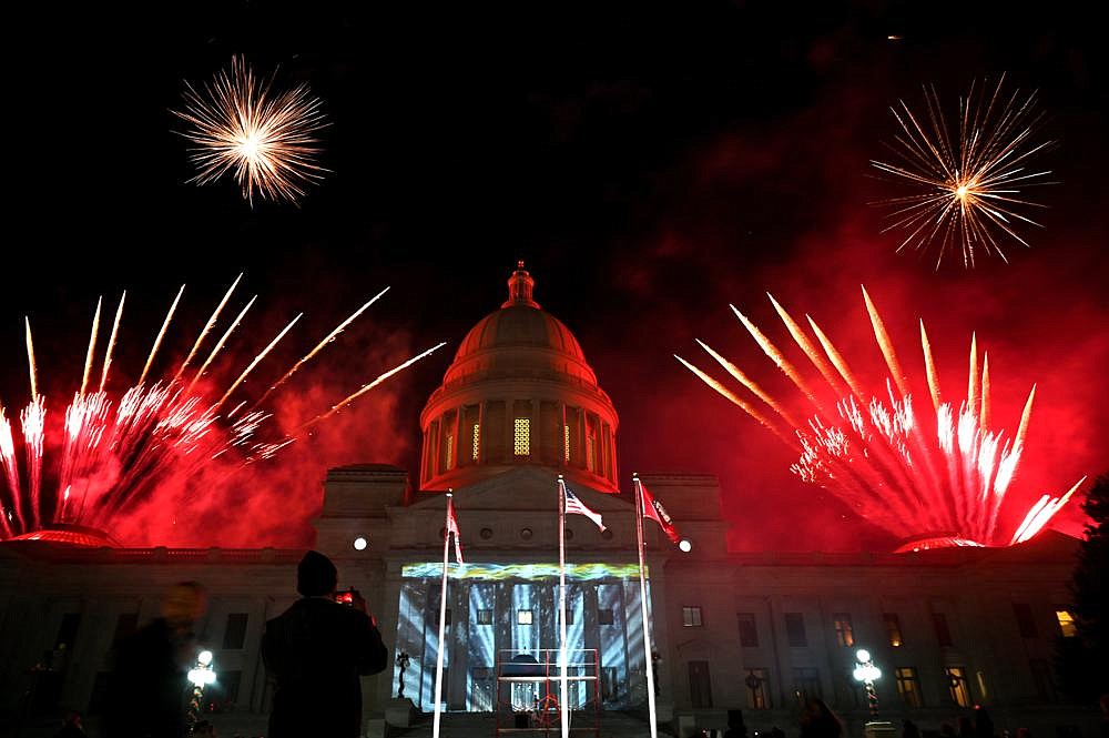 Arkansas Capitol Lighting