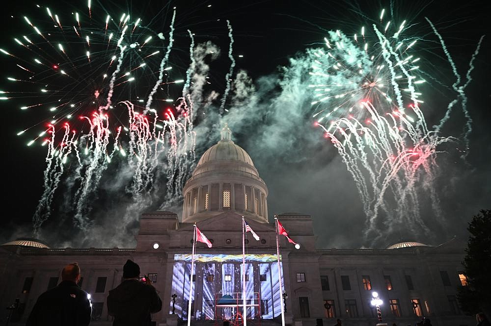 Arkansas Capitol Lighting