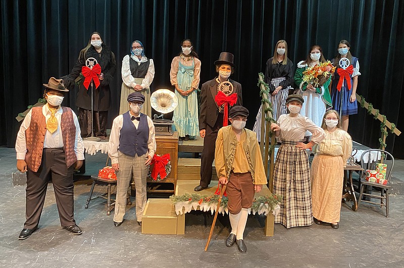 SAAC Drama Club to perform in Christmas-themed play this weekend