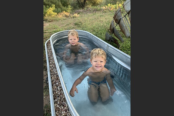 Stock Tank Pools for Your Backyard - The New York Times