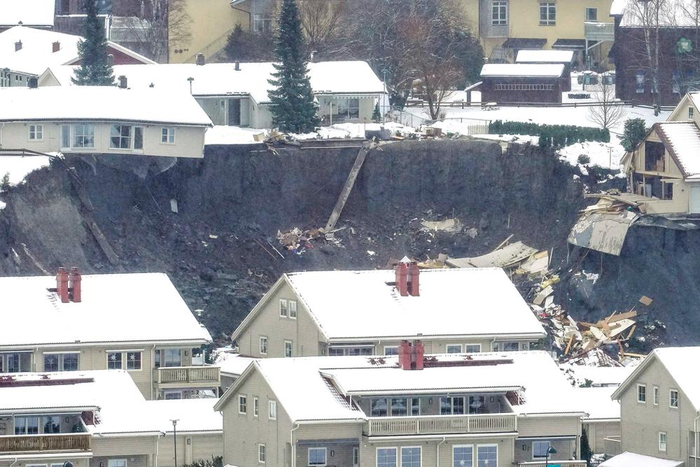 A landslide in Ask, Norway, destroyed several homes early Wednesday.
(AP/NTB/Fredrik Hagen)