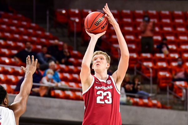 WholeHogSports - Arkansas vs. Missouri: How to watch and listen, betting line, team comparisons