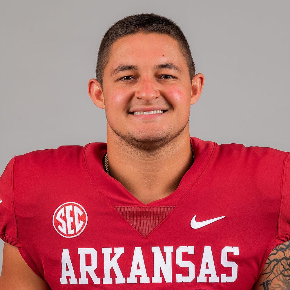 Arkansas quarterback declares for NFL Draft