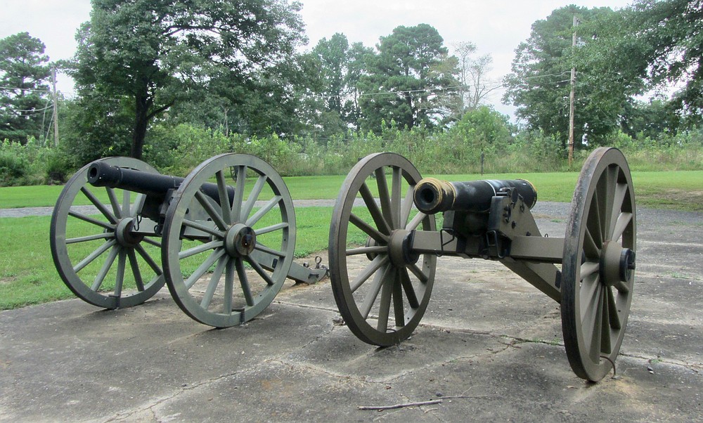 Replica cannon can be seen on the Civil War Trails’ Little Rock campaign route. (Special to the Democrat-Gazette/Marcia Schnedler)