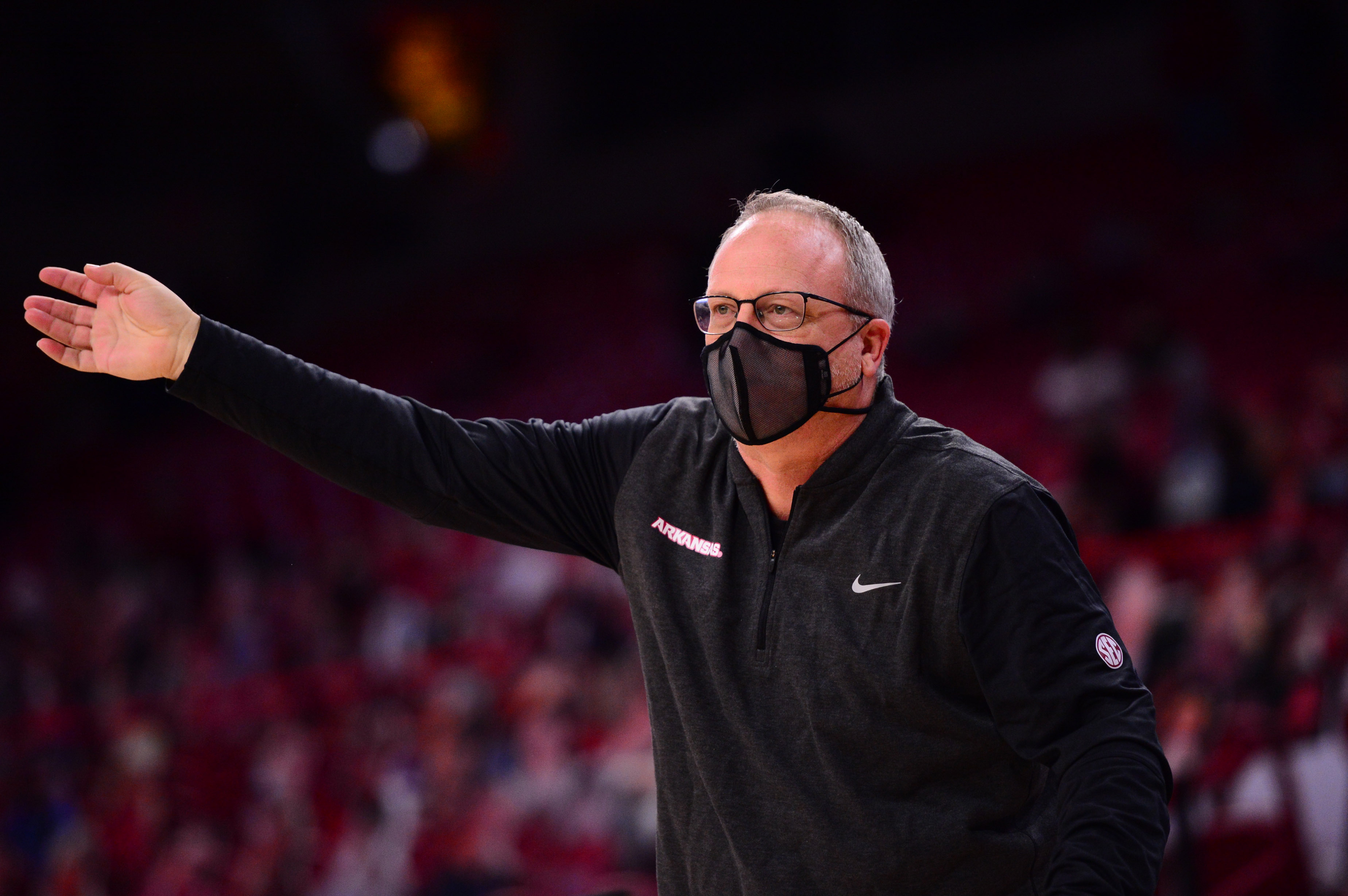 WholeHogSports - UA women move up 2 spots in AP poll