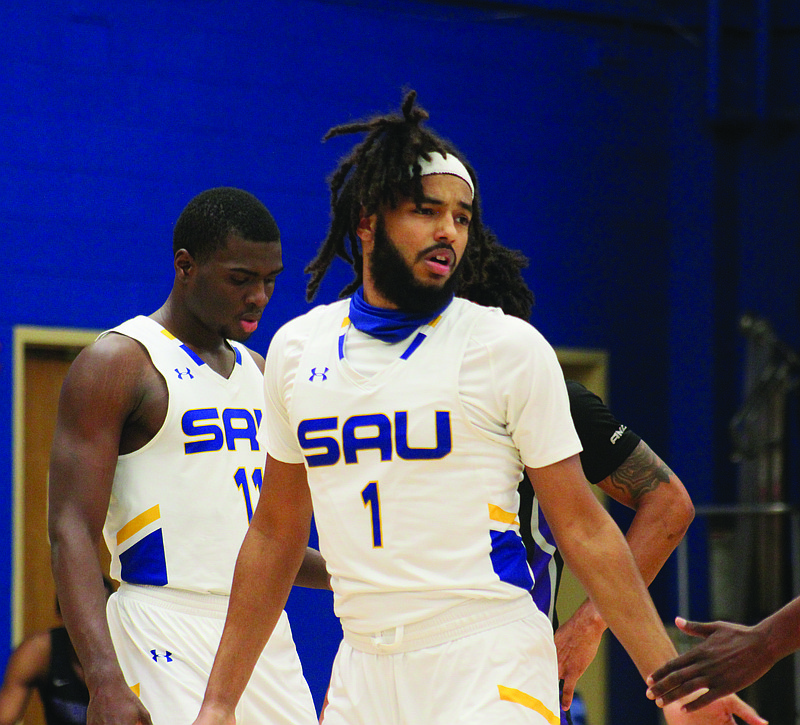 Junior newcomer Kris Wyche (1) scored 11 points during SAU’s game at Arkansas Tech Thursday. He and the Muleriders are in Searcy this afternoon for a game with the Harding Bisons.