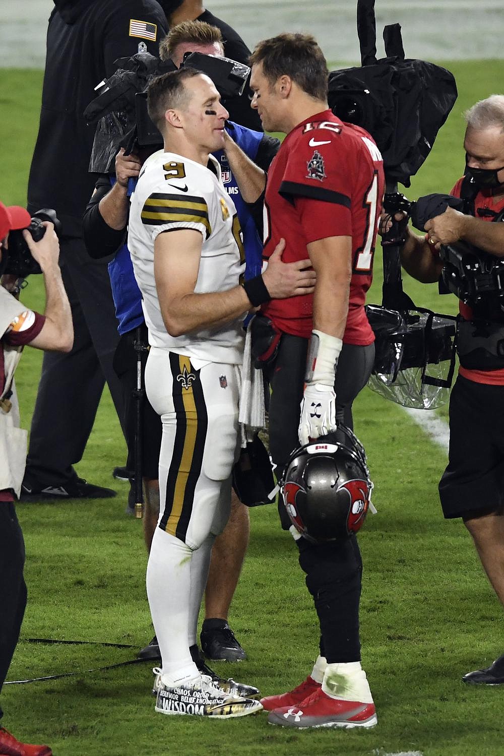 Tom Brady, Buccaneers, end playoffs for Saints, Drew Brees – The