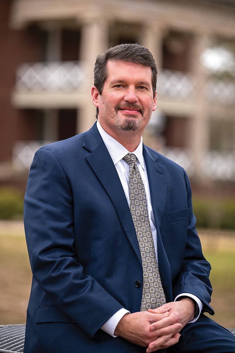 Bryan Burks was recently named the new chairman of the board for the Searcy Regional Chamber of Commerce. Last year, Burks served as the Leadership Searcy Alumni Committee chair and the Annual Banquet Committee chair for the chamber.