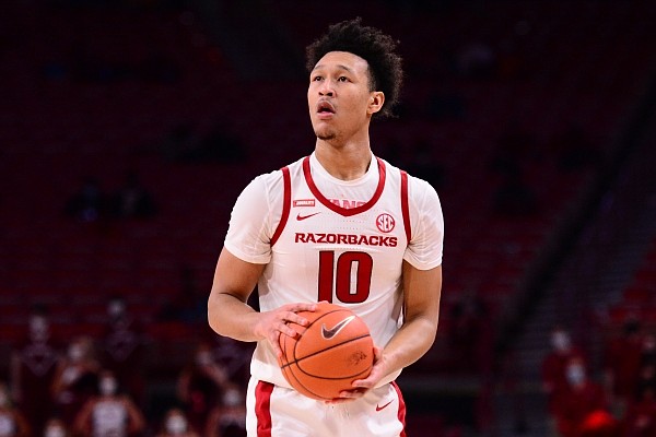 Jaylin Williams prepares to attempt a 3-pointer during a game against Auburn on Jan. 20, 2021, at Bud Walton Arena in Fayetteville.
