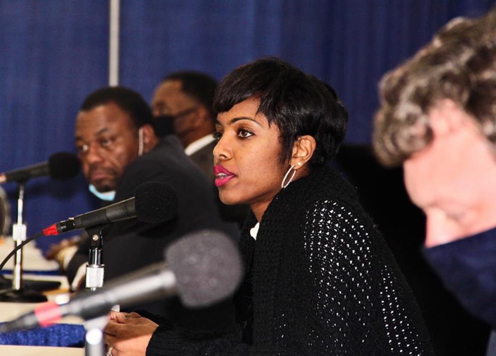 Panel on drag racing so far lacks members