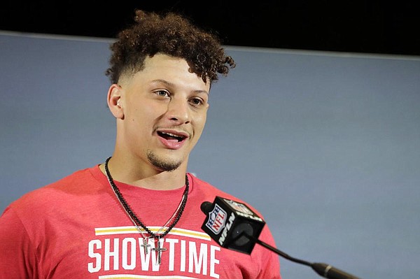 Mahomes shows no QB flaws | The Arkansas Democrat-Gazette - Arkansas ...