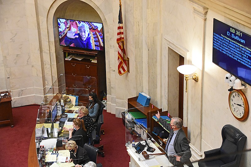 Lt. Gov. Tim Griffin (bottom right) argues with Sen. Stephanie Flowers (on screen), D-Pine Bluff, during General Session on Thursday, Feb. 25, 2021. 
(Arkansas Democrat-Gazette/Staci Vandagriff)