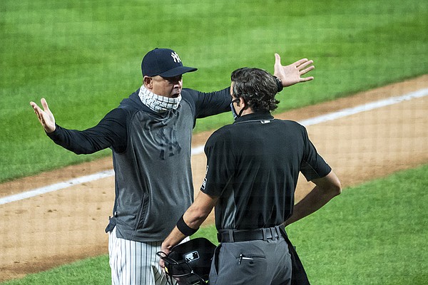 Aaron Boone Taking Leave of Absence to Get Pacemaker - The New York Times