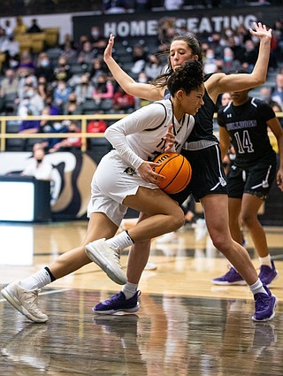 Fayetteville pulls away in fourth to top Bentonville | The Arkansas ...