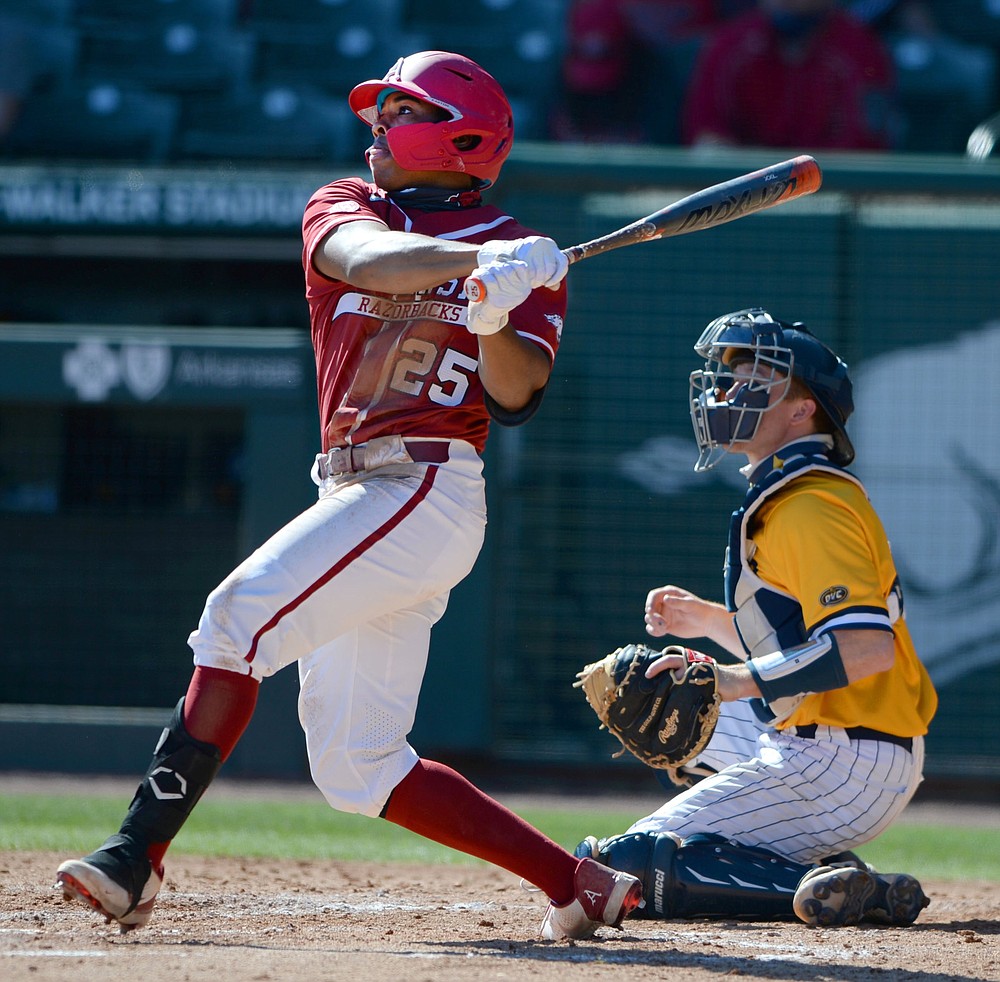 Center fielder Christian Franklin finished 3 for 4 with 4 RBI in No. 1 Arkansas’ 11-6 victory over Murray State on Saturday at Baum-Walker Stadium in Fayetteville. More photos at arkansasonline.com/37msuua/ (NWA Democrat-Gazette/Andy Shupe)