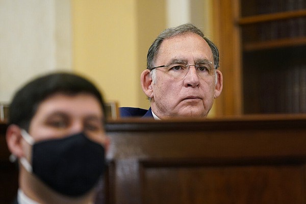 Boozman stresses crypto regulations in light of FTX collapse