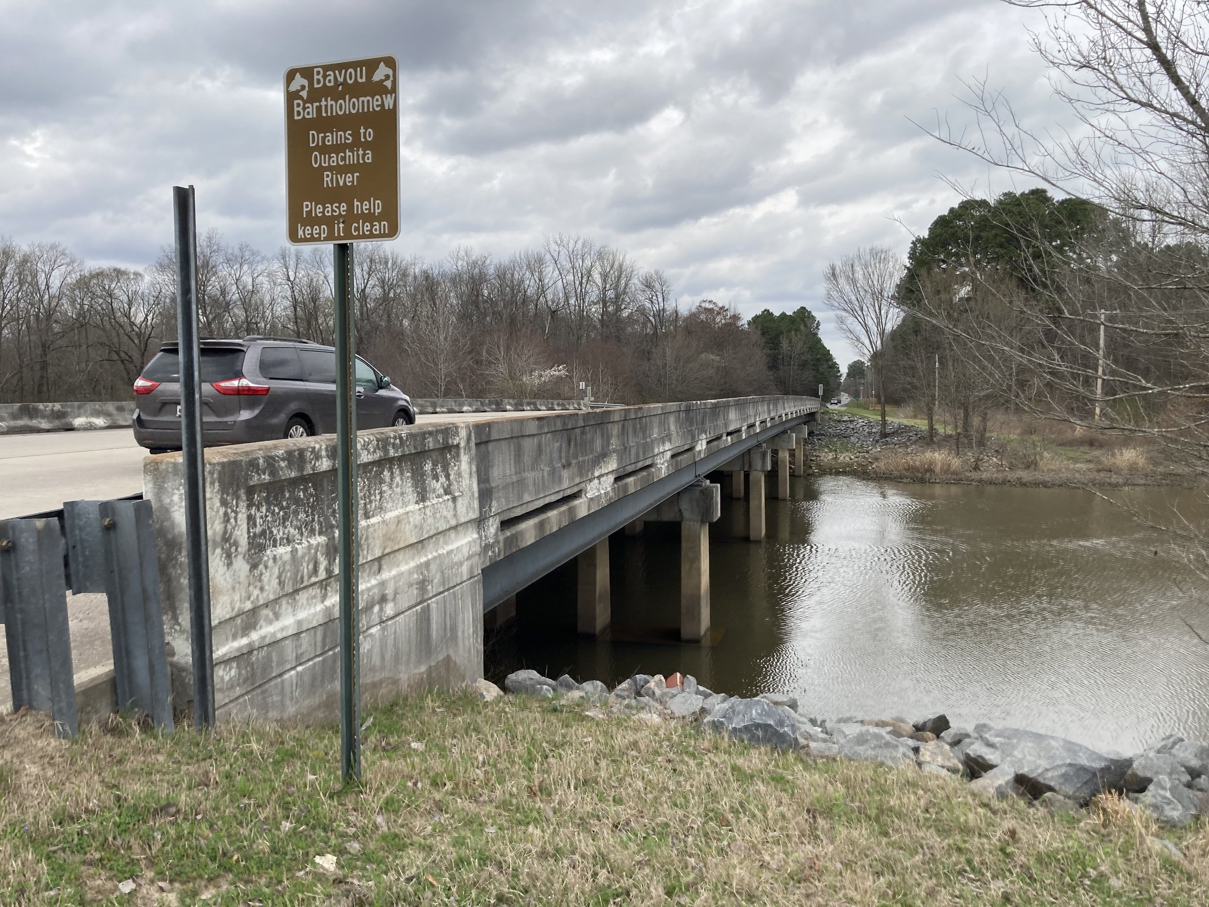 State directs city to fix 6 bridges