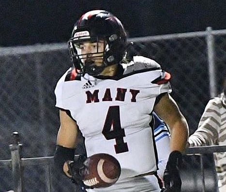 Tackett Curtis during a high school game for Many High School