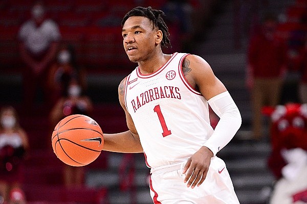 JD Notae announces he's leaving the Arkansas Basketball team