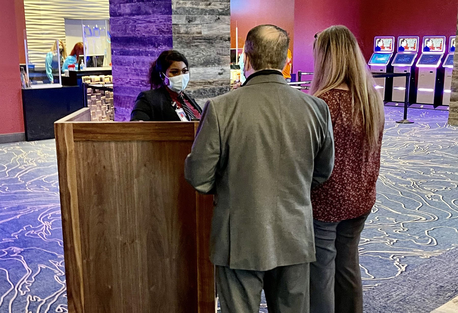 Casino signs contract to add metal detectors