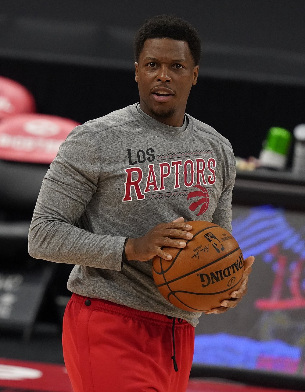 Lowry stays home on busy NBA day