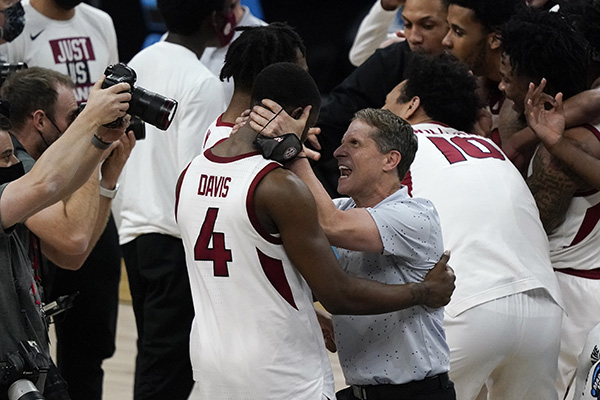 Elite!!! Hogs survive ORU, advance to Elite Eight