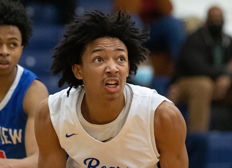 Sylvan Hills junior Nick Smith, who is rated as one of the nation’s top players for the 2022 recruiting class, averaged 25 points, 5 rebounds and 4 assists per game this season, despite facing double and triple teams throughout the season.
(Arkansas Democrat-Gazette/Justin Cunningham)