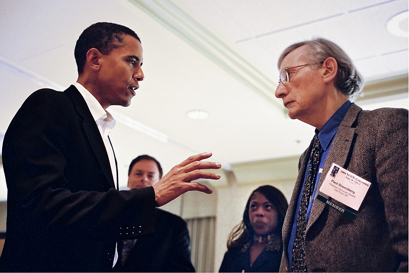 Paul Greenberg, and friend, October 2004.
(John McClellan/NCEW)