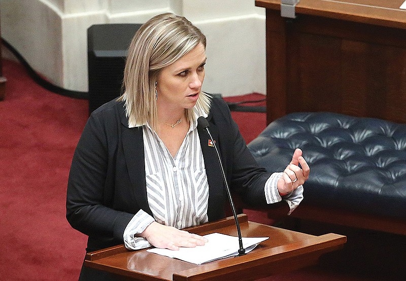 Sen. Breanne Davis presents Senate Joint Resolution 10, a proposed amendment to allow the Legislature to call itself into session, on Wednesday at the state Capitol in Little Rock.
(Arkansas Democrat-Gazette/Thomas Metthe)