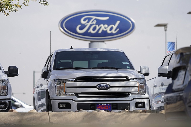Ford Motor Co. says it made $3.26 billion in the fi rst quarter, helped by rising vehicle prices and in spite of production cuts related to a global shortage of computer chips. The earnings reversed a nearly $2 billion net loss from a year ago.
(AP/David Zalubowski)