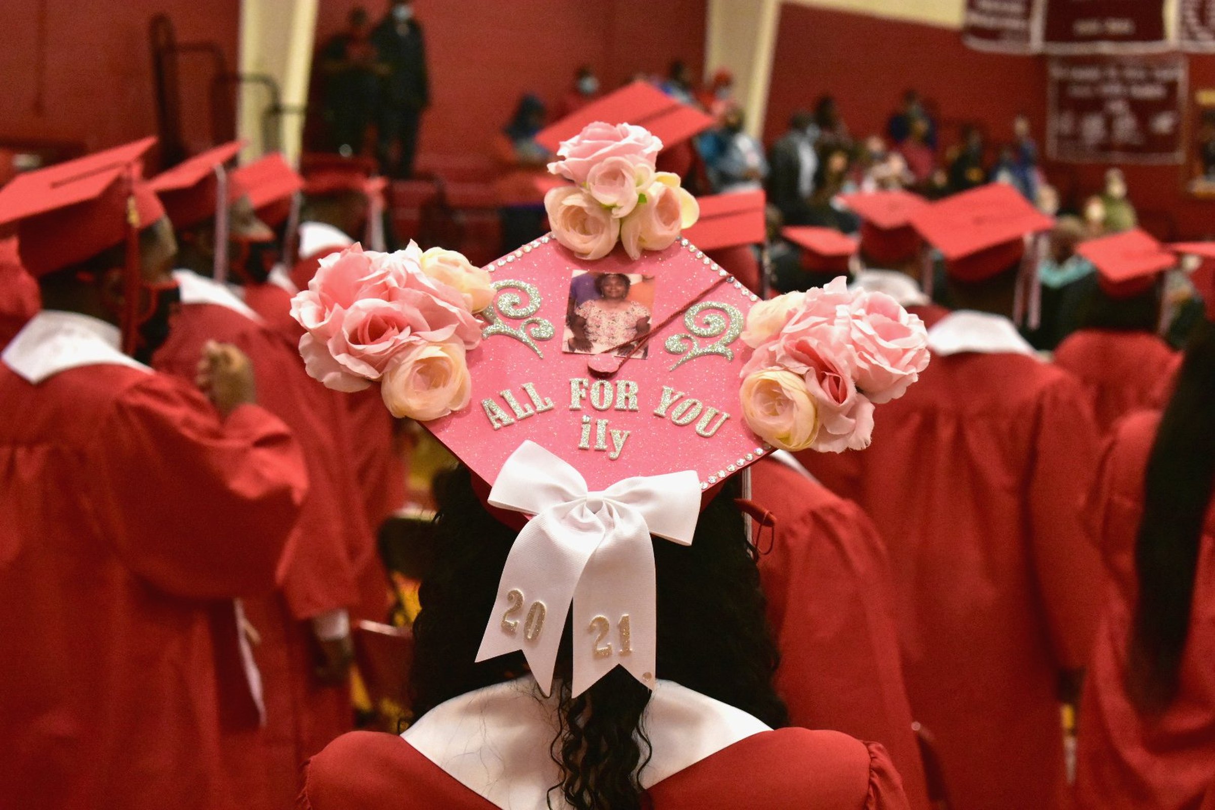 Dollarway grads cross stage