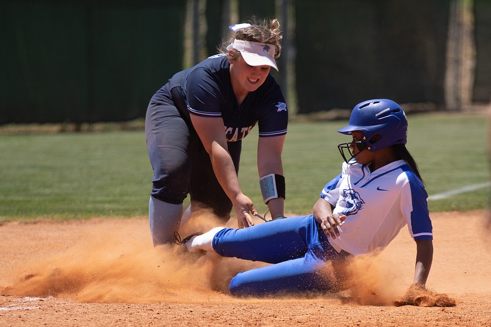 Class 6A State Softball Tournament Conway vs HarBer