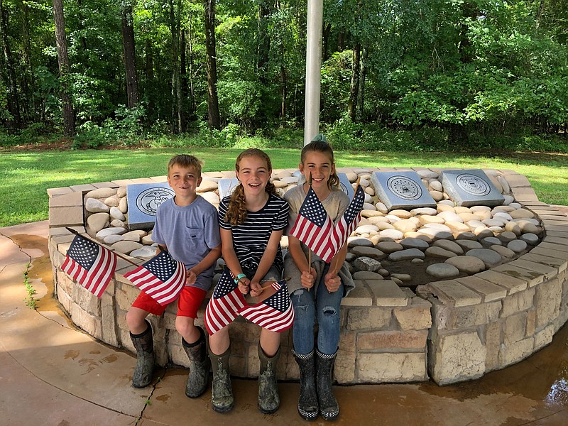 PHOTOS Smackover Elementary students recognize Memorial Day El