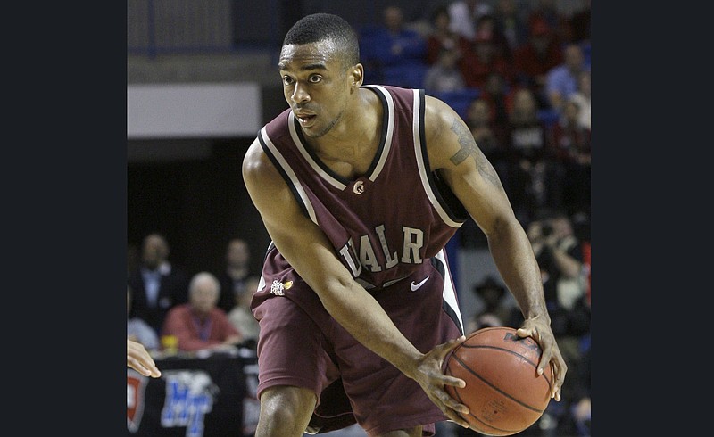 Solomon Bozeman plays during the first half of the Sun Belt Tournament championship game in Hot Springs in this March 8, 2011, file photo. Bozeman played for the University of Arkansas at Little Rock Trojans. (AP/Danny Johnston)