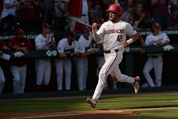 2 former Razorbacks advance to World Series - WholeHogSports