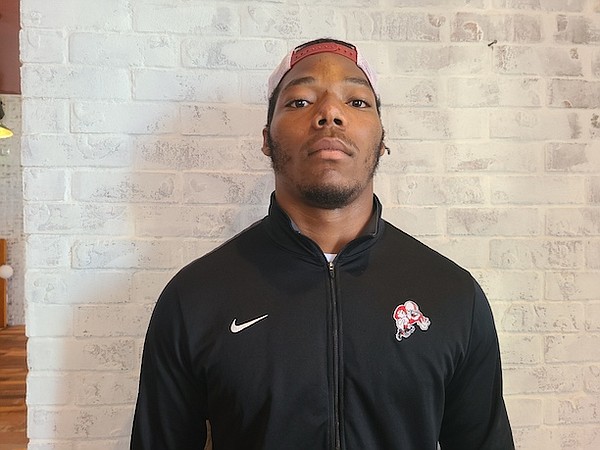 Hogs net DB, LB pledges - Vimarsana News
