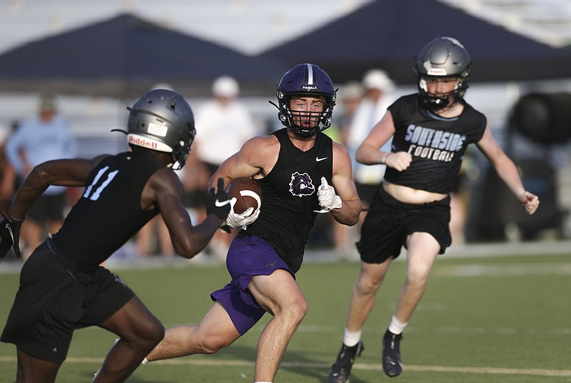 FILE -- Fayetteville wide receiver Dylan Kittell runs the ball, Friday, June 11, 2021 during the 7on7 Football Tournament at Airedale Stadium in Alma. 
(NWA Democrat-Gazette/Charlie Kaijo)
