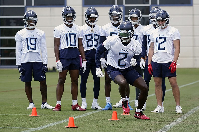 Tennessee Titans wide receiver Julio Jones returns to practice