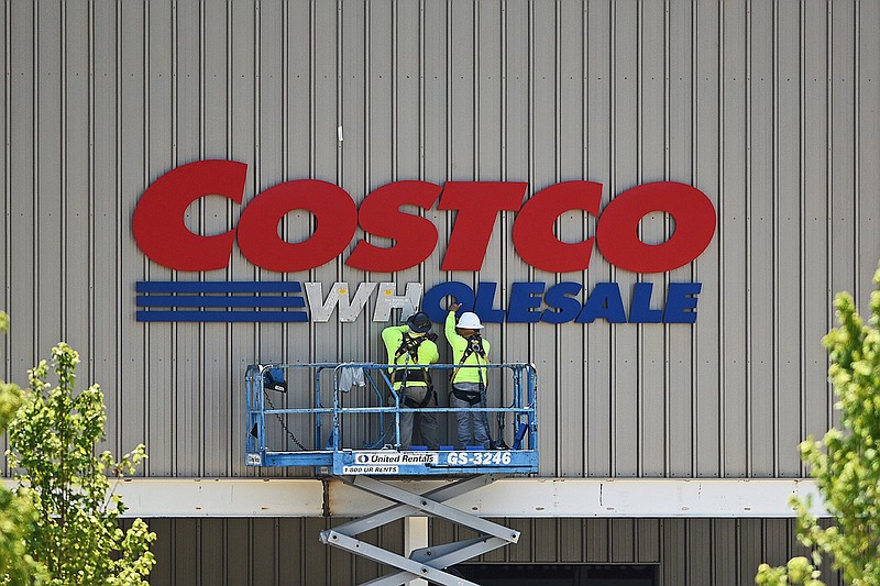 Construction continues Wednesday on the Costco Wholesale on Chenal Parkway in Little Rock. State regulators have approved a retail liquor permit for the membership retailer to sell liquor in an adjacent store. The Costco is set to open July 21.
(Arkansas Democrat-Gazette/Staci Vandagriff)