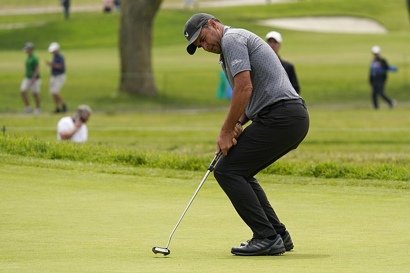 England’s Richard Bland shot a 4-under 67 on Friday at Torrey Pines and holds a share of the lead at the U.S. Open after two rounds. Bland, 48, became the European Tour’s oldest first-time winner last month. More photos available at arkansasonline.com/619open.
(AP/Gregory Bull)