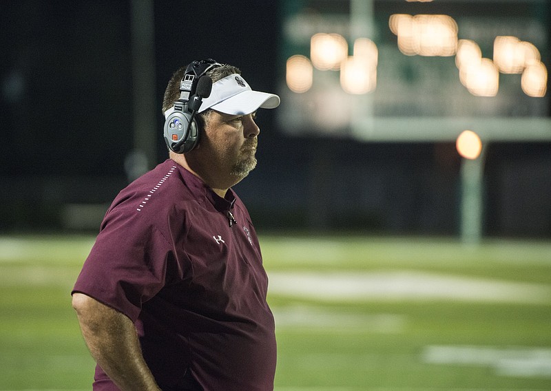 Siloam Springs Coach Brandon Craig said the 16-team 7-on-7 tournament the school is hosting this weekend will help boost the profile of the program. “From a football aspect of it, we want Siloam to be thought of as a football town,” Craig said. “We’re not there yet. We’re working in that direction.”
(NWA Democrat-Gazette file photo
